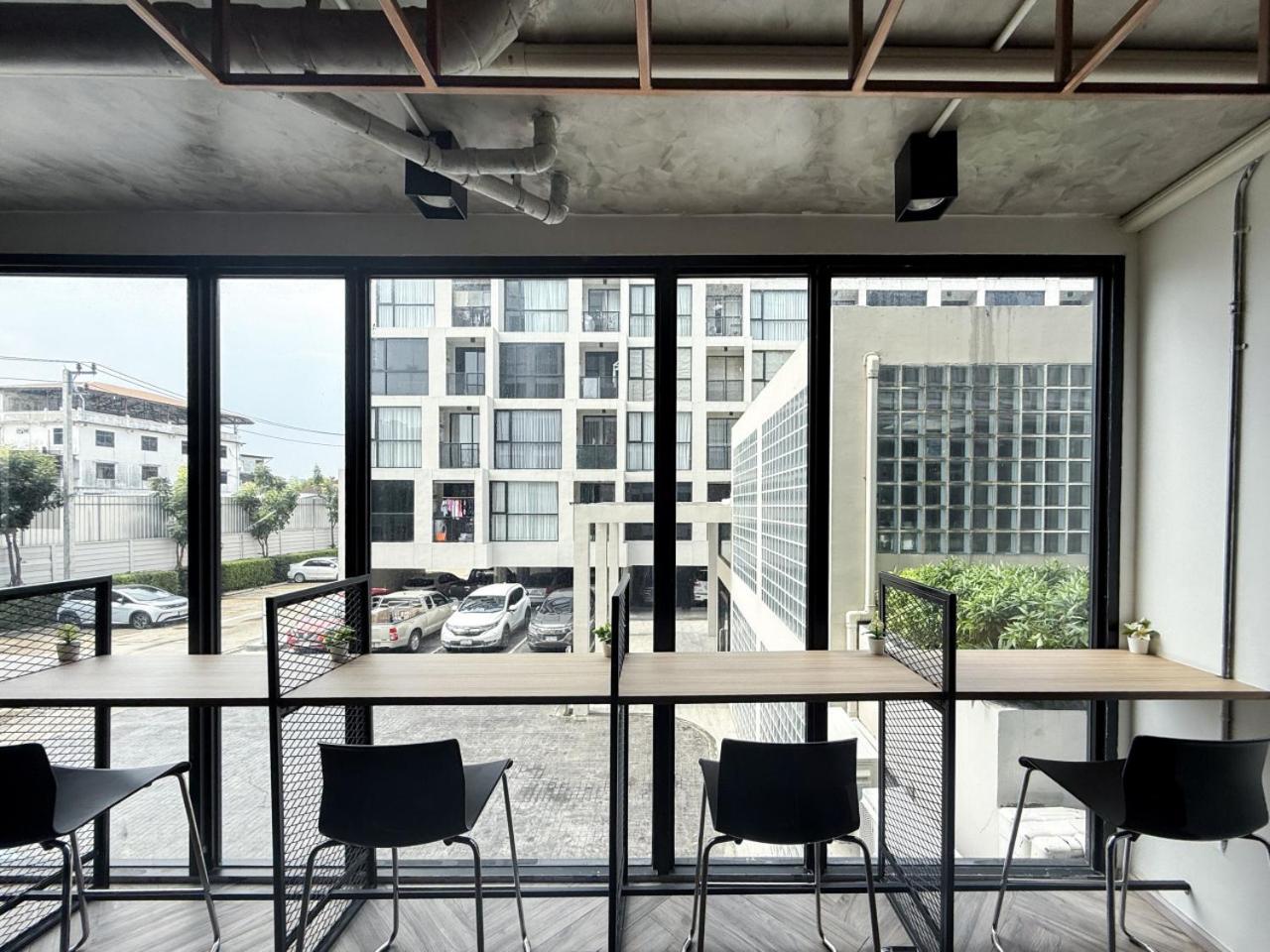 Serene Tropical 1br - Ultra Fast Wifi - Sathorn Apartment *