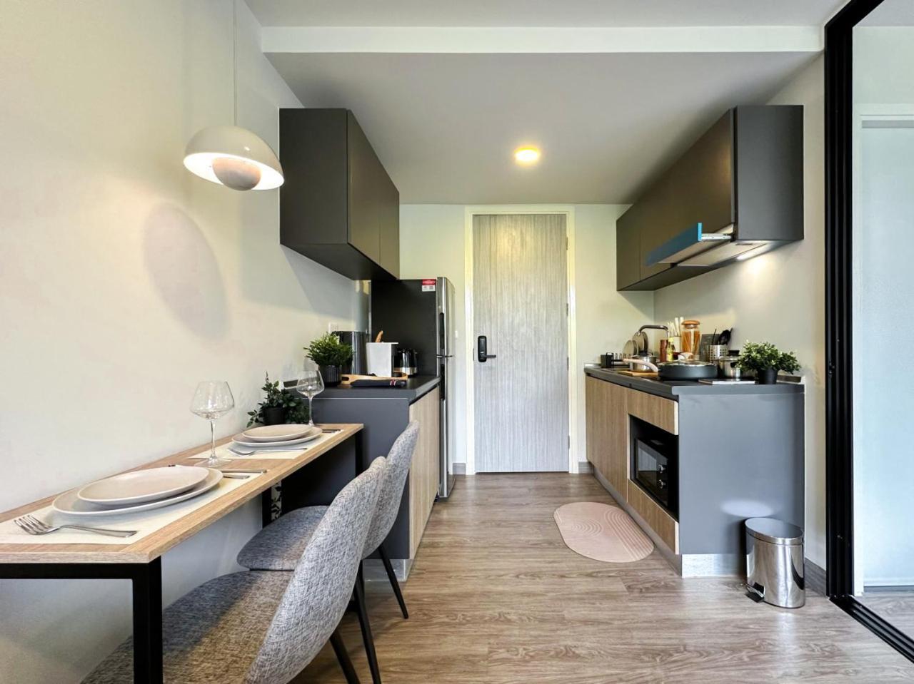 Serene Tropical 1br - Ultra Fast Wifi - Sathorn Apartment
